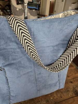Compass Tote - Blue 2
