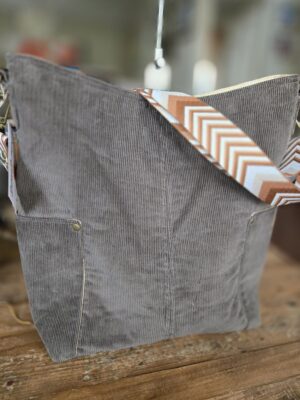 Compass Tote - Olive Green