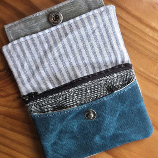 Puck Wallet - Gray Gardens - Image 3