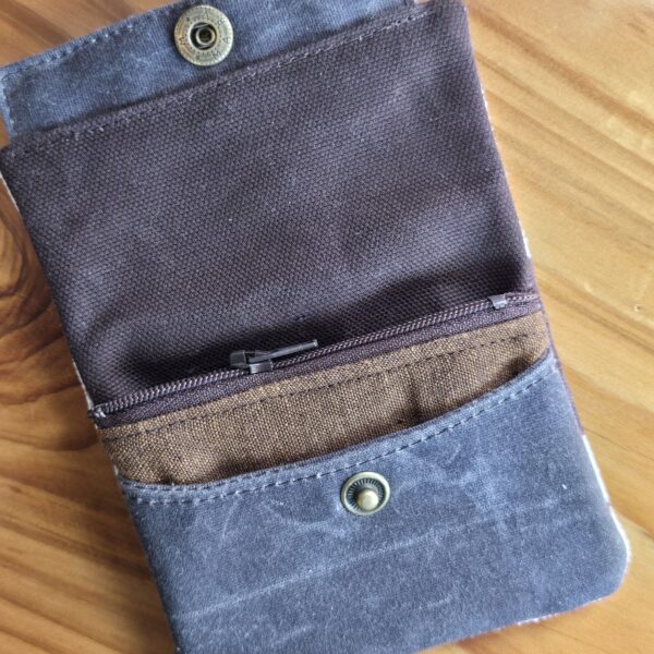 Puck Wallet - Cow print - Image 3