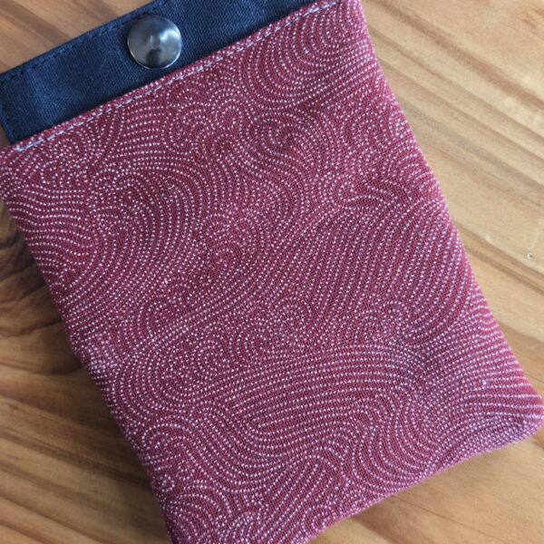 Puck Wallet - Red Swirls - Image 3