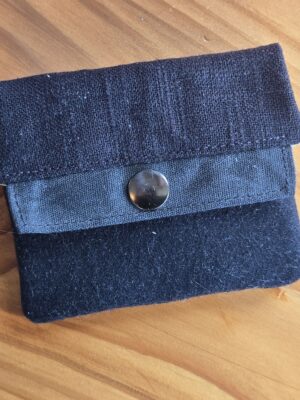 Puck Wallet - Black Linen