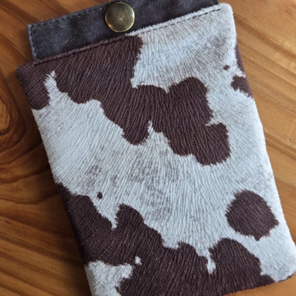 Puck Wallet - Cow print - Image 2