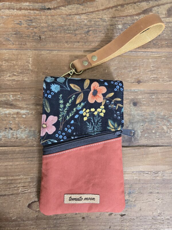 Orbit Phone Sling - Burnt Floral
