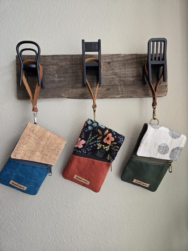 Orbit Phone Sling - Almond Blossom - Image 3