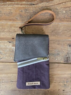 Orbit Phone Sling - Chocolate Blossom