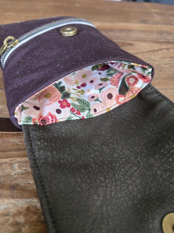 Orbit Phone Sling - Chocolate Blossom - Image 2