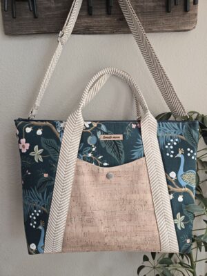Europa Tote - Emerald Peacocks
