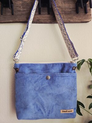 Iris - Blue Cord