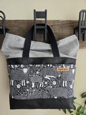 Oberon Bucket - Black Sheep