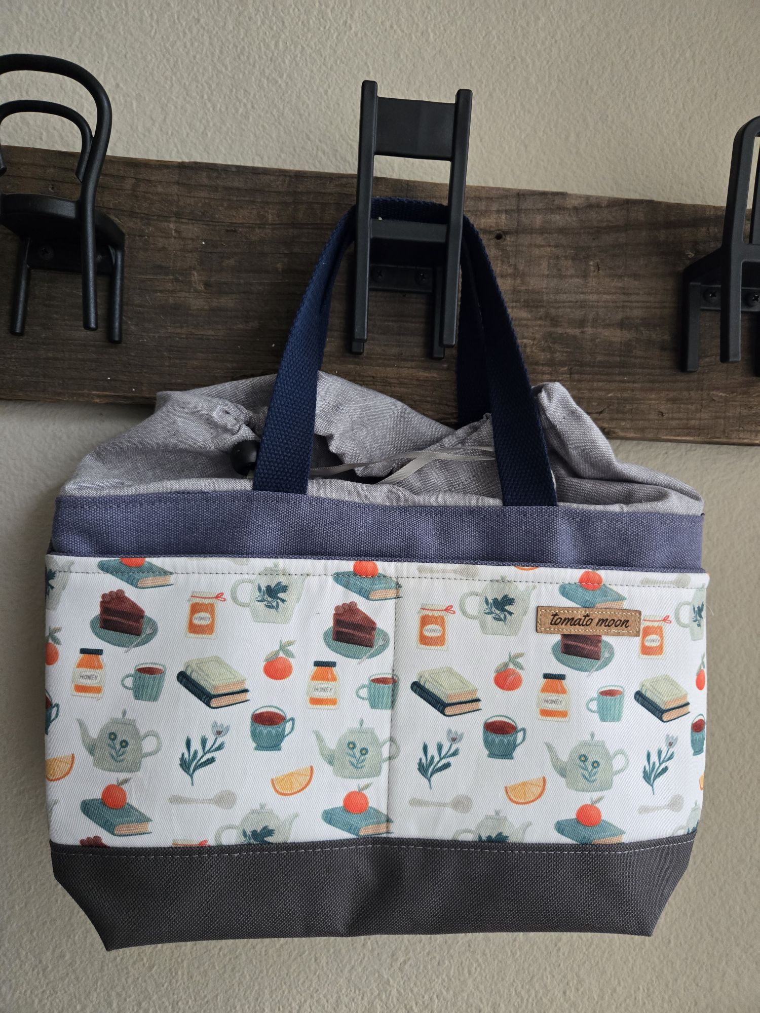 Oberon Bucket - Teatime