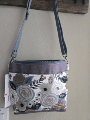 Iris - Smokey Gray Gardens